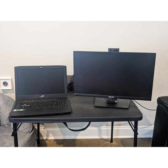 Gaming Laptop and Monitor Bundle for Dual Screen Setup - Picture 2 of 10